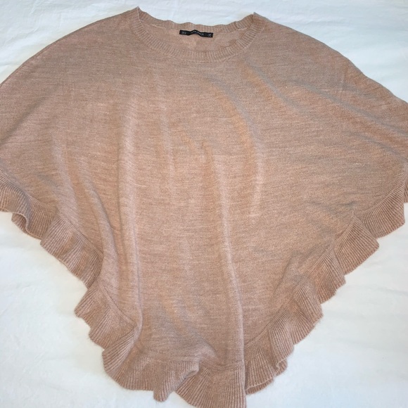 Zara Beige Ruffle Poncho - Picture 5 of 7